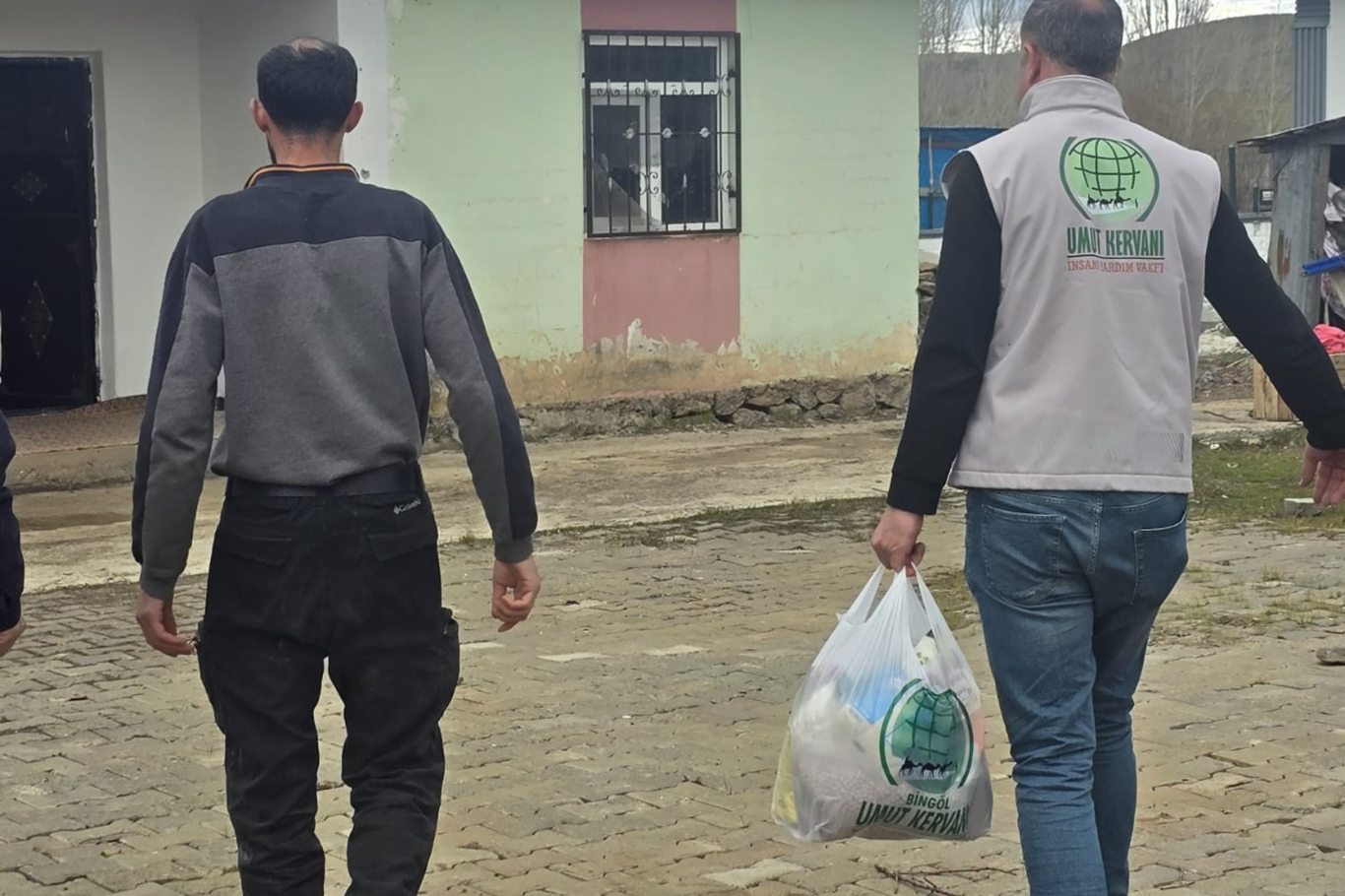 Bingöl Umut Kervanı’ndan 258 aileye yardım galeri görseli 3