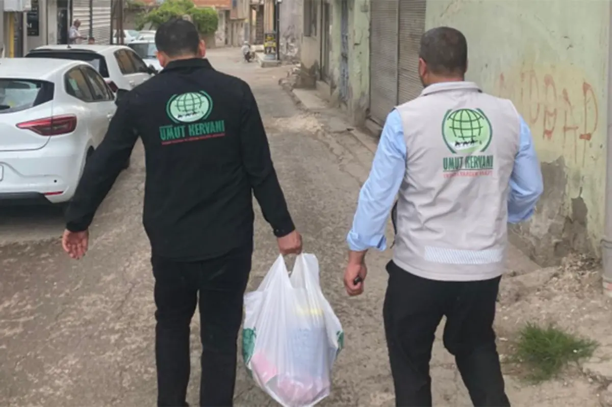 Şanlıurfa’da Umut Kervanı’ndan ihtiyaç sahibi ailelere destek galeri görseli 1
