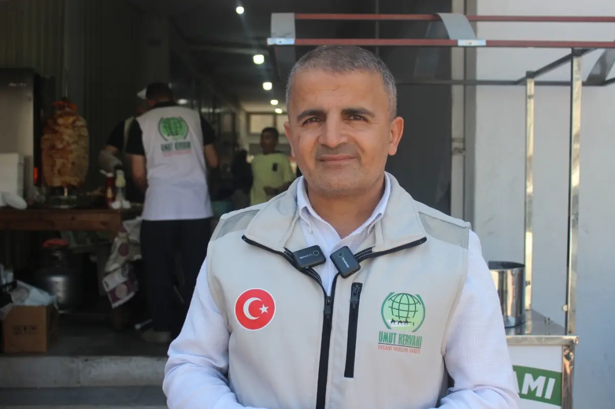 Tarsus'ta yetim ve ihtiyaç sahipleri yararına kermes galeri görseli 5