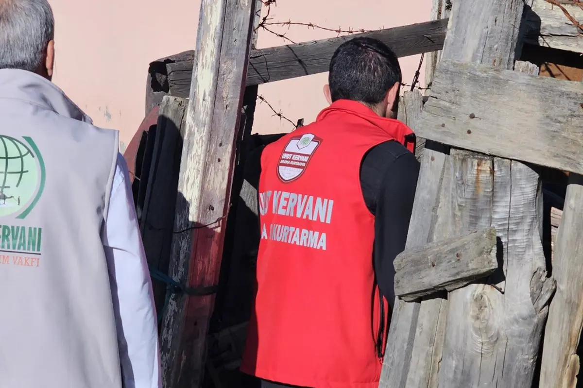 Umut Kervanı Genç Derneği ihtiyaç sahibi ailelere yardımlarını sürdürüyor galeri görseli 5