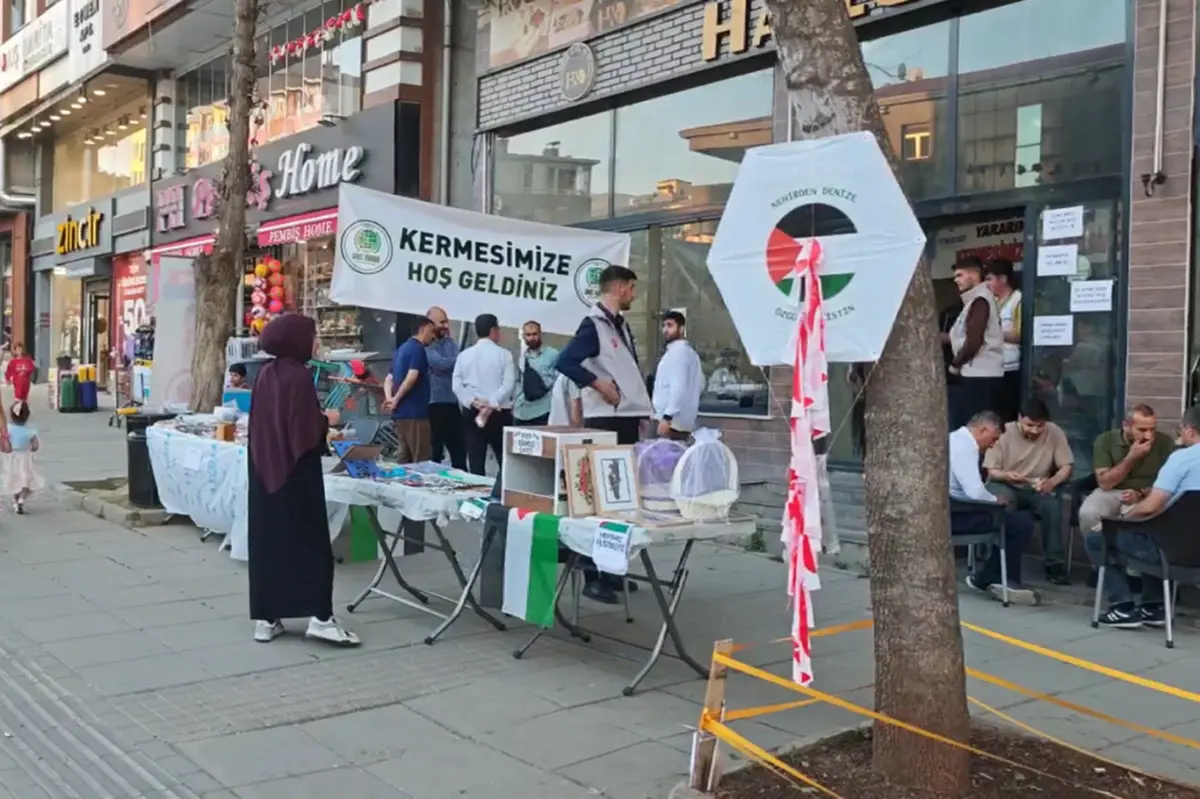 Muş Umut Kervanı'ndan ihtiyaç sahibi aileler yararına kermes galeri görseli 4