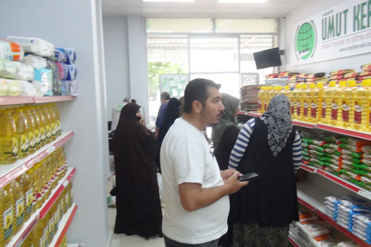 Gaziantep Umut Kervanından ihtiyaç sahiplerine "Sosyal Market" desteği galeri görseli 4