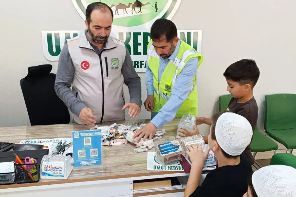 Çocuklardan Gazze Şifa Hastanesi'ne kumbaralı destek galeri görseli 2