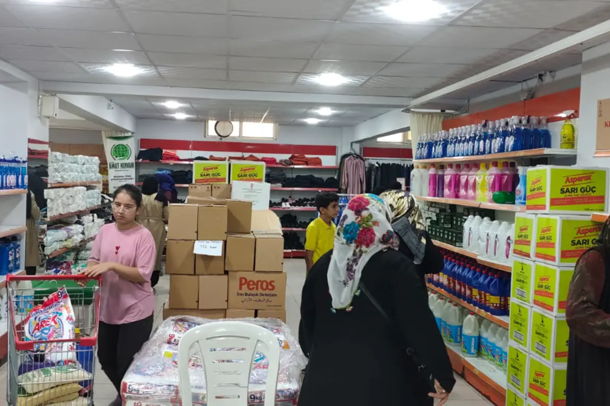 Şanlıurfa'da yüzlerce ihtiyaç sahibi aileye yardım ulaştırıldı galeri görseli 1