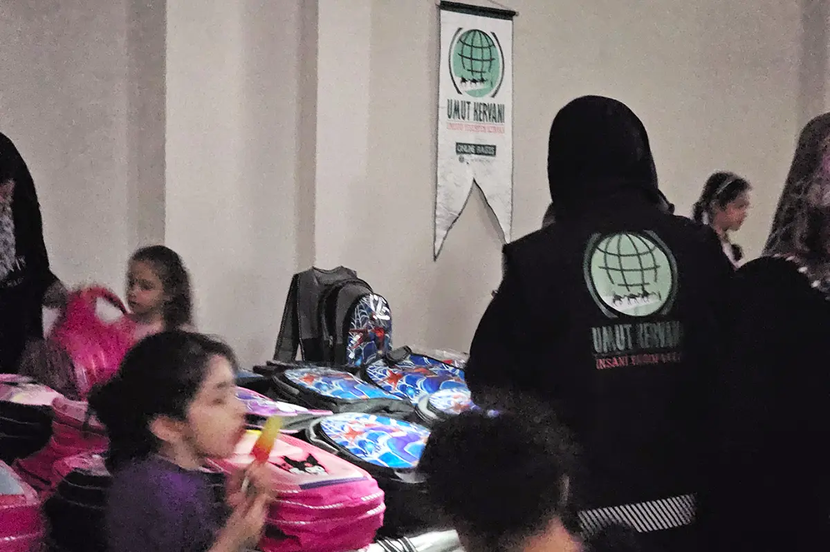 Cizre Umut Kervanı Derneğinden ihtiyaç sahibi öğrencilere kırtasiye yardımı galeri görseli 13