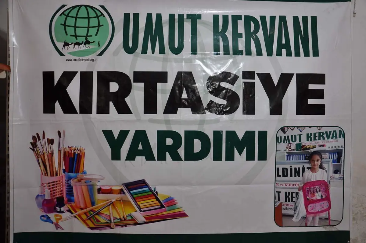 Umut Kervanı Batman'dan ihtiyaç sahibi öğrencilere kırtasiye desteği çağrısı galeri görseli 4