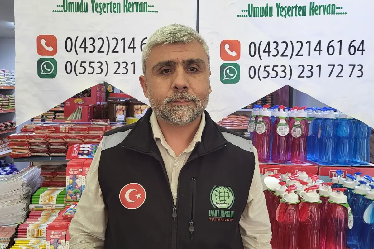 Van Umut Kervanı’ndan ihtiyaç sahibi öğrencilere kırtasiye yardımı galeri görseli 7